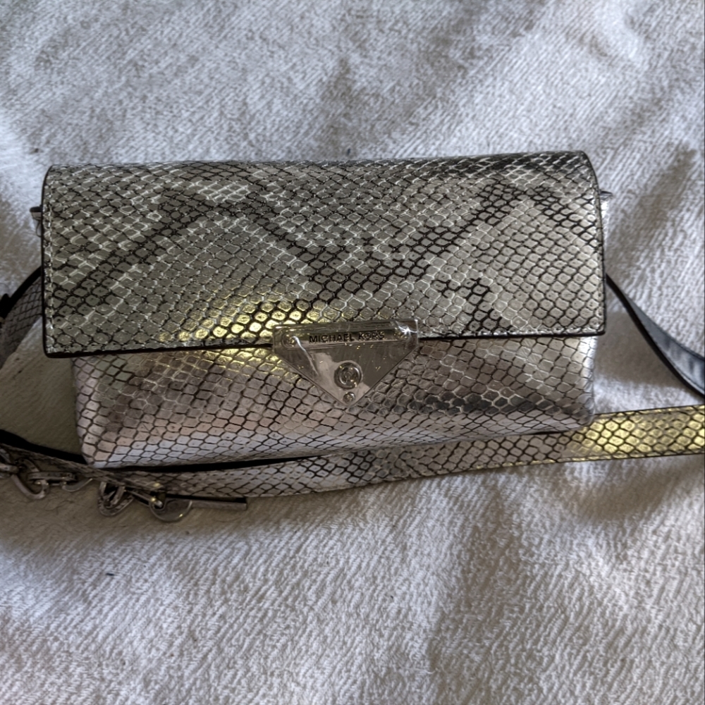 Women bag